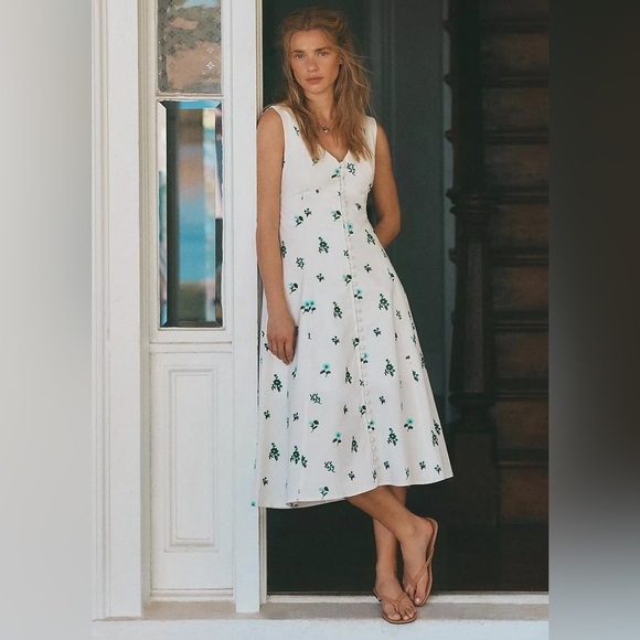 NWT! By Anthropologie Sleeveless V-Neck Button-Front Midi Dress - Size Medium 🏆